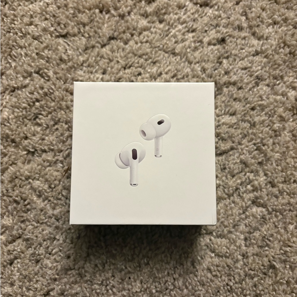 Apple Earbuds - White Wireless In-Ear Headphones